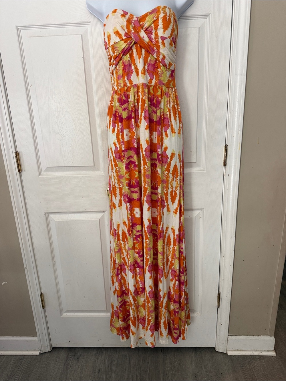 Guess Los Angeles Strapless Floral Maxi Dress in Orange & Pink Sz M EUC